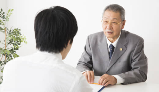 棺桶型人口ピラミッドが示す日本の高齢化と労働力の問題