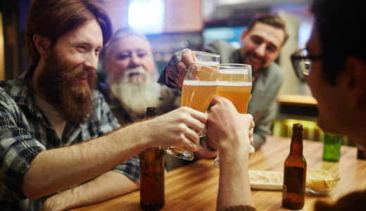 1杯で1ドル！クラフトビールで難病ALS治療を支援！